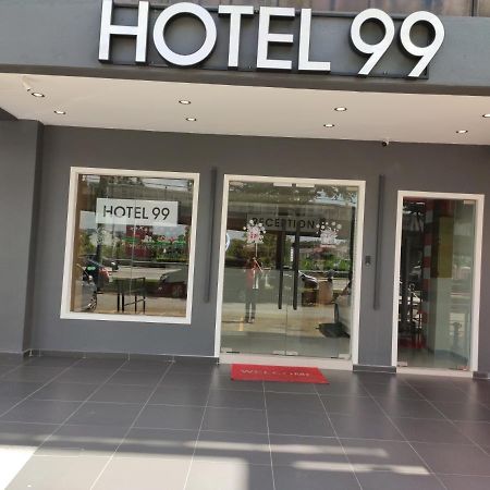 Hotel 99 Seri Kembangan Serdang Extérieur photo
